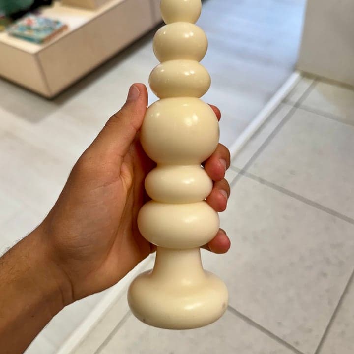 Knubby soy-beeswax candle — Phone photo